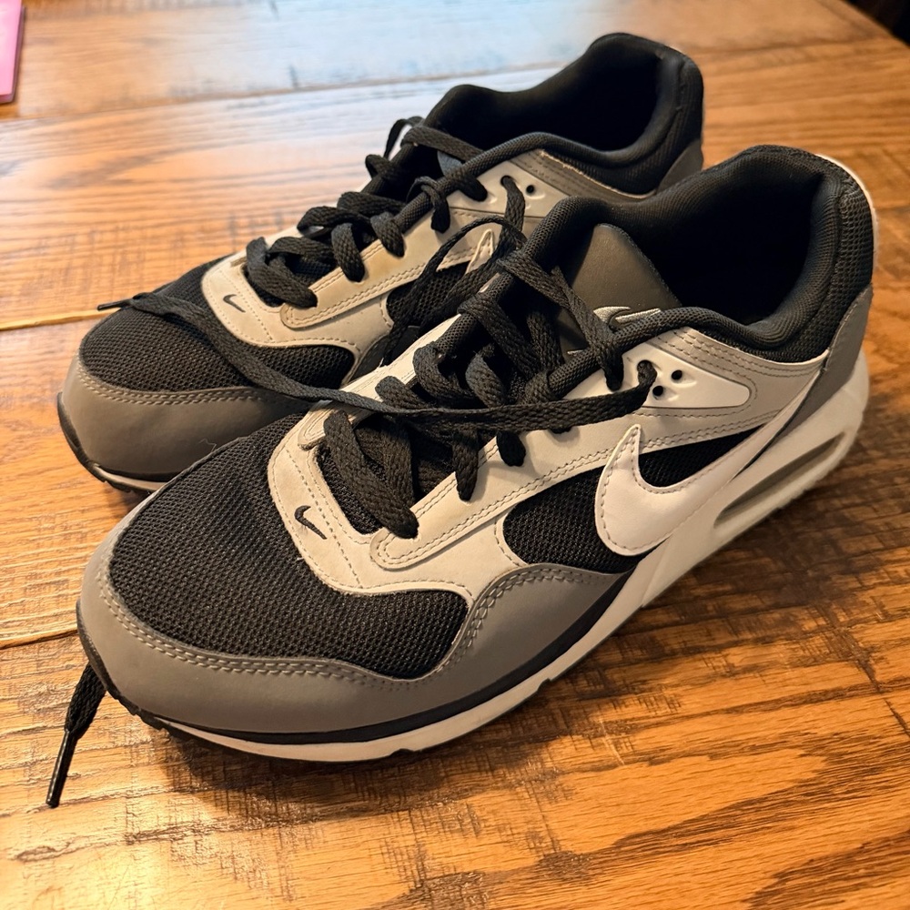 Nike Black and Gray Men's Sneakers